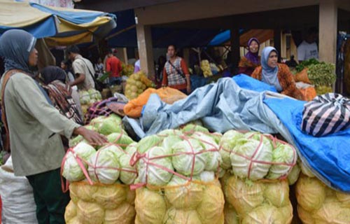 Tertibkan Bongkar Muat Sayuran, Pemko Terjunkan 250 Personel Gabungan