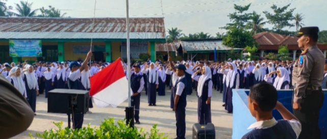 Police Go To School, Binmas Polres Tebing Tinggi Sosialisasi Ran Pijar di SMP YPN