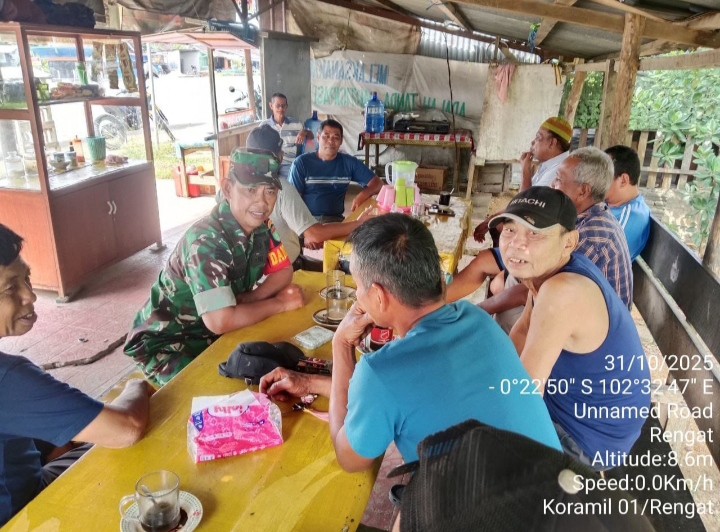 Salah Satu Media Untuk Menjalin Silahturahmi Bersama Warga Binaan Adalah Melalui Komsos