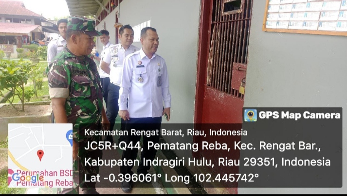 Babinsa Koramil 01/Rengat melaksanakan Anjang sana ke Rutan Kelas II B Di Wilayah Binaannya.