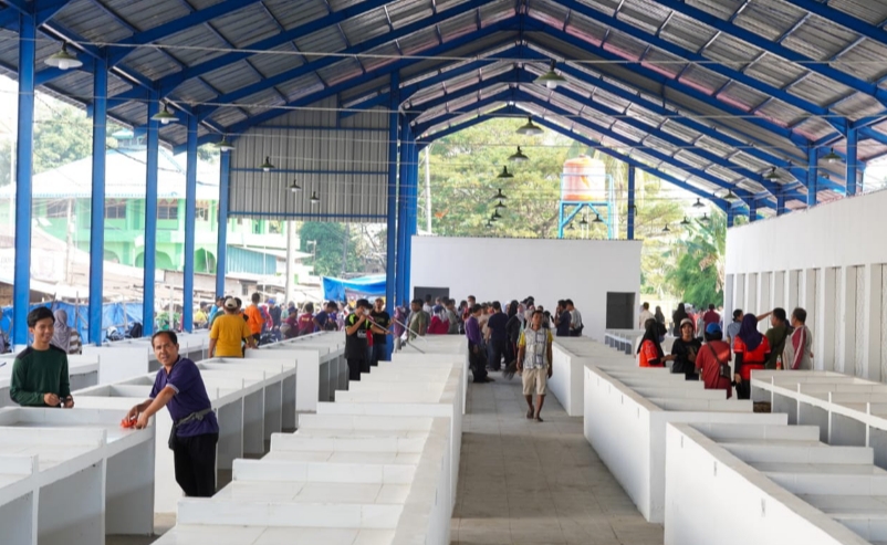 Walikota Tebingtinggi Pimpin Gotong Royong di Pasar Inpres, Sebut Kios dan Stand Bukan untuk Diperjualbelikan