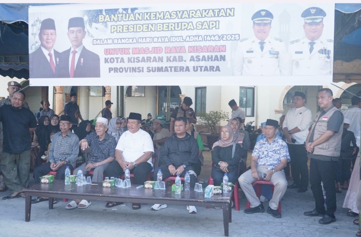 Bupati Asahan Serahkan Hewan Kurban Presiden Prabowo Subianto Ke Masjid Raya Kisaran
