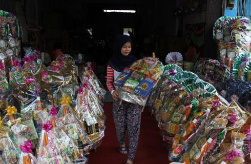 Larangan Terima Parsel, Pemprov Riau Akan Buat Edaran Bagi ASN