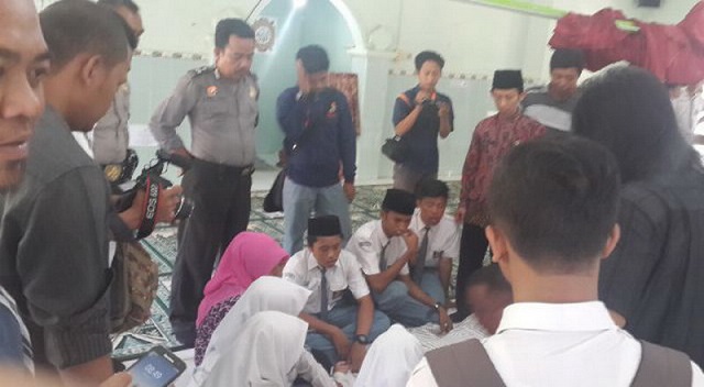 Puluhan Pelajar SMP di Sumbar Kesurupan Massal