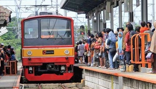 Peserta Aksi 212 Naik KA, Polisi Jaga Ketat Stasiun Malang