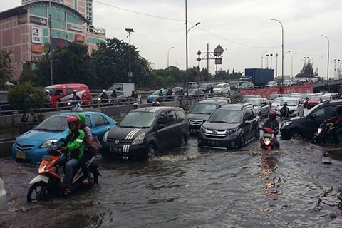 Hujan Deras, Jakarta Kembali Dilanda Banjir