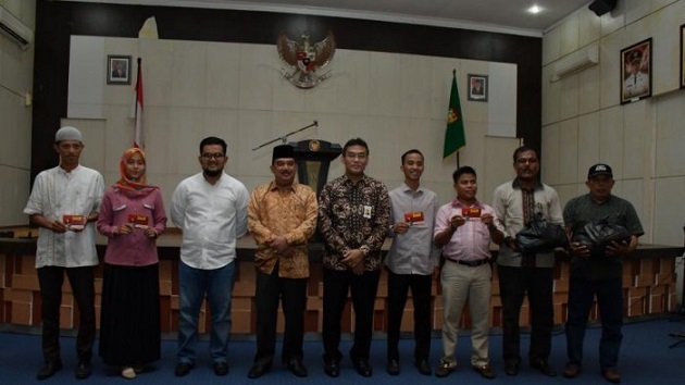 Bank Riau Kepri Salurkan CSR 30 Ribu Paket Sembako untuk Masyarakat Kurang Mampu di Kampar