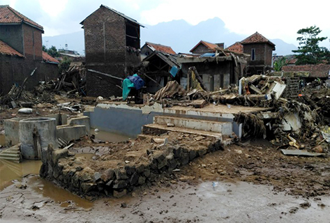 Cari 19 Korban Hilang, Tim SAR Fokus di Waduk Jatigede