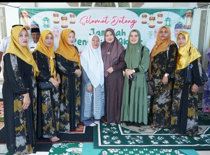 TP. PKK Kabupaten Asahan Hadiri Pengajian Akbar Di Desa Padang Sipirok