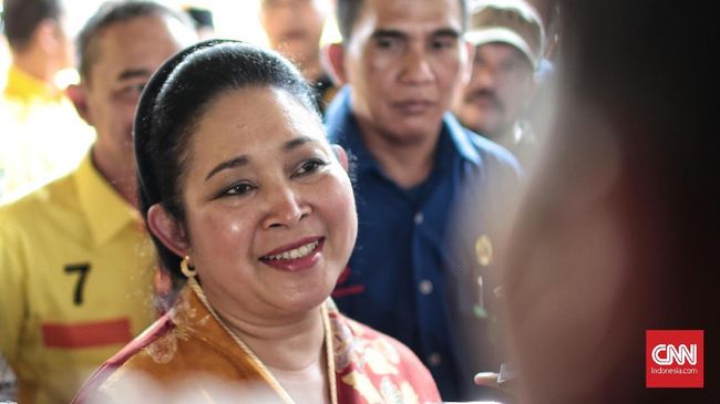 Diteriaki Rujuk dengan Prabowo, Titiek Jawab Insyaallah