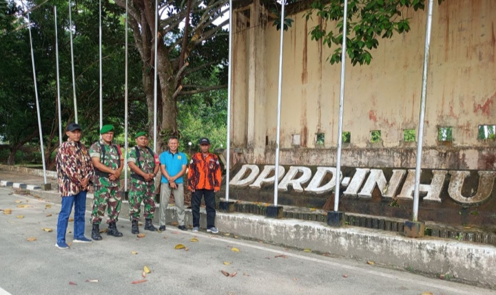 Jaga Keamanan Pusat Pemerintahan  Kantor Bupati Dan Gedung DPRD Personil Koramil 01/Rengat Jaga Keamanan