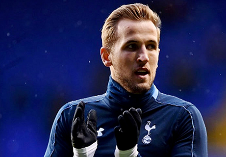 Harry Kane Rayakan Gol ke-50