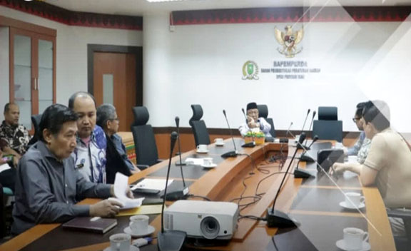 Setelah Terbentuk, Bapemperda DPRD Riau Gelar Rapat Perdana