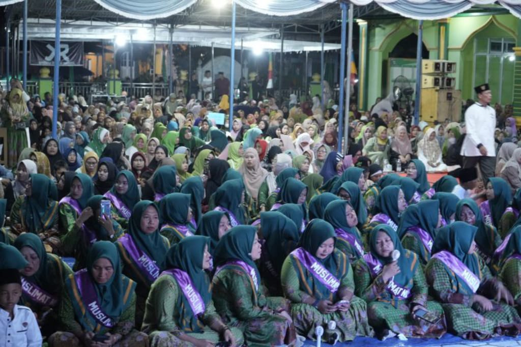 Tahun Baru Islam,Bupati Suhardiman Amby Bershalawat Bersama Masyarakat Desa Marsawah