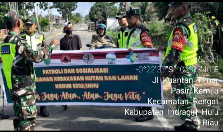 Tak Pernah Ada Kata Bosan Babinsa Koramil 01/Rengat Kodim 0302/Inhu Cegah Karlahut, Proaktif Laksanakan Patroli dan Sosialisasi.