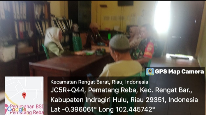 Babinsa Turun Kekantor Kelurahan Lakukan Hubungan Baik Untk Laksanakan Komsos .