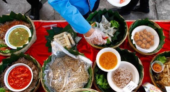 Kembangkan Sagu jadi Nasi, Balitbang Riau Dapat Penghargaan dari Menristek Dikti