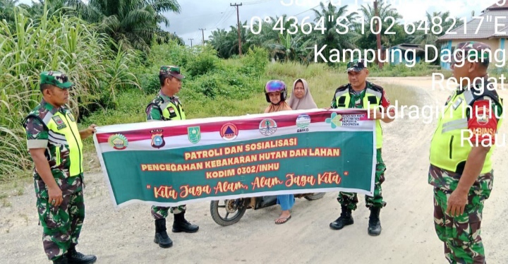 Memang Tidak Ditemukan Titik Api Namun Babinsa Kampung Dagang Tetap Laksanakan Patroli