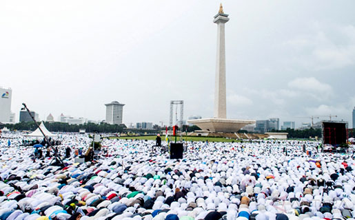 Opick : Jutaan Umat Datang ke Monas karena Cinta