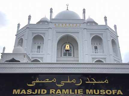 Masjid di Jakarta yang Nge-Hit