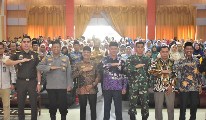 Dandim 0302/Inhu Diwakili Pasi Ops Hadiri Silaturahmi dan Peningkatan Kompetensi Guru P.A Islam Kabupaten Inhu Tahun 2025.