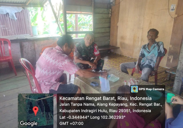 Mewujudkan Keakraban , Babinsa Lakukan Komsos Dengan Warga Binaan  