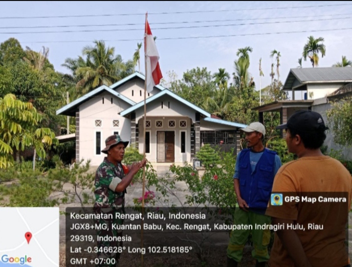 Wujud Cinta Kepada Negara Dan Pahlawan Masyarakat Diminta Pasang Bendera Merah Putih, Ini Penjelasan Babinsa