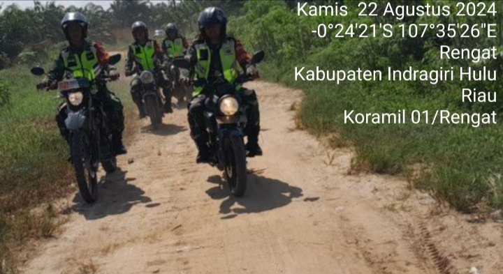 Upaya Babinsa Koramil 01/Rengat Kodim 0302/Inhu Cegah Karhutla Dengan Proaktif Patroli Serta Sosialisasi .