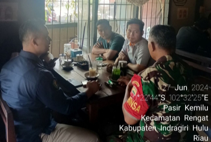 Menghadapi Keamanan Lingkungan Babinsa Bincang Santai Bersama Warga Binaan.