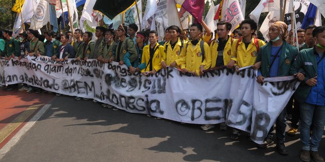 Demo 121 Mahasiswa di Istana Negara, Bawa Lima Tuntutan