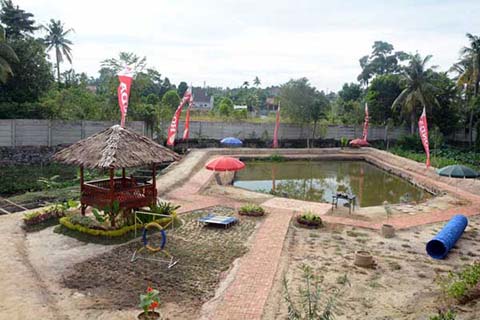 Melirik Taman Umbaran dan Kolam Ikan Jambi