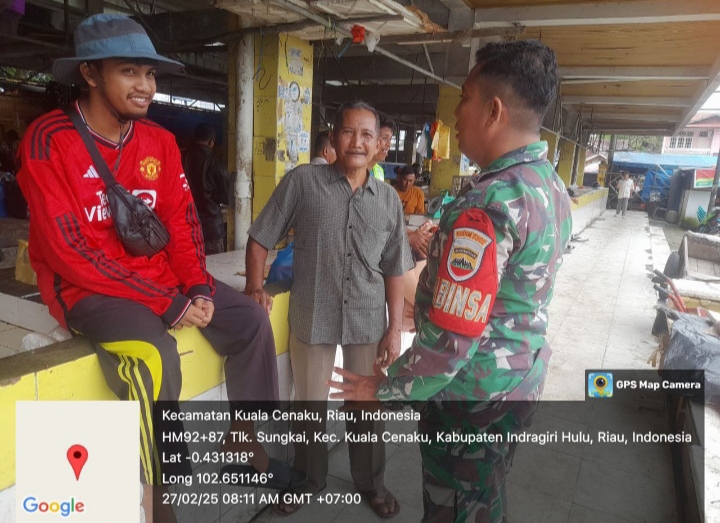 Sambangi Wilayah Binaan Babinsa Jalin Keakraban Dengan Mitra Karib.