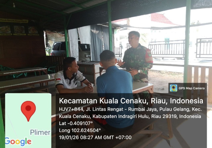 Melaksanakan Komsos Dengan Warga Desa Binaan Merupakan Tugas Rutin Sebagai Babinsa Koramil 01/Renga