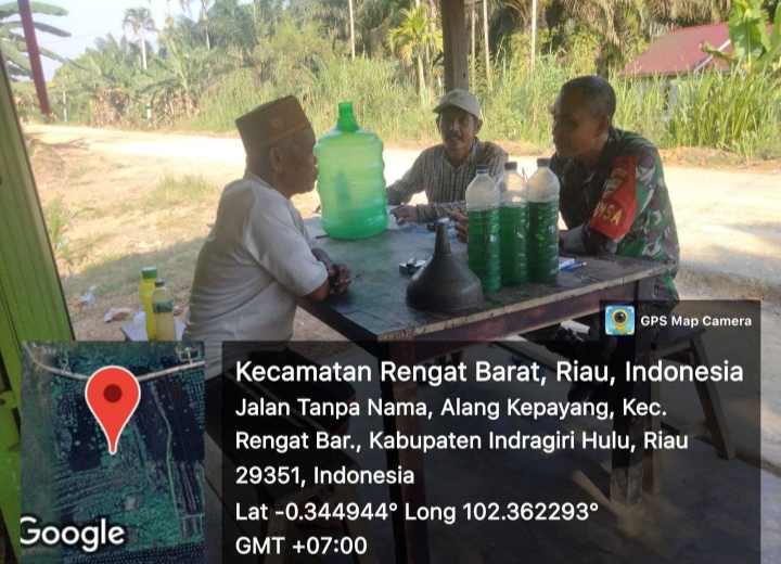 Tempat Favorit Untuk Melaksanakan Komsos Adalah Warung Kopi Bersama Warga Desa Binaan