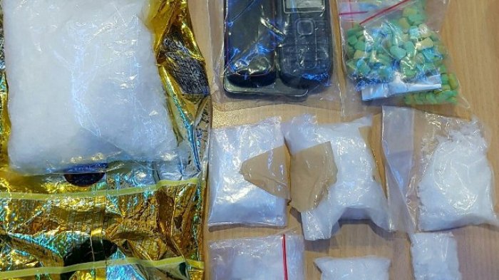 Tangkap PNS Bawa Sabu dan Ekstasi, Barang Bukti Senilai Setengah Miliar Lebih Diamankan