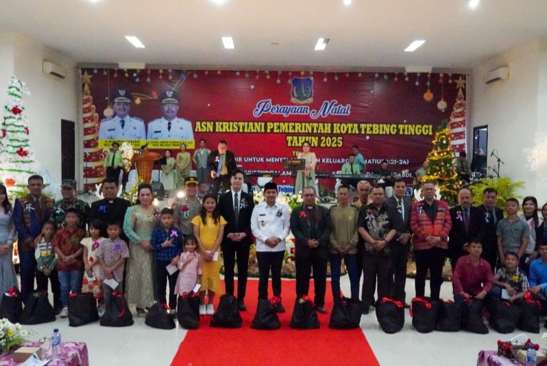 Hadiri Perayaan Natal ASN Pemko Tebingtinggi 2025, Wako: Jangan Sekedar Seremoni, Jadilah Pelopor Harmonis
