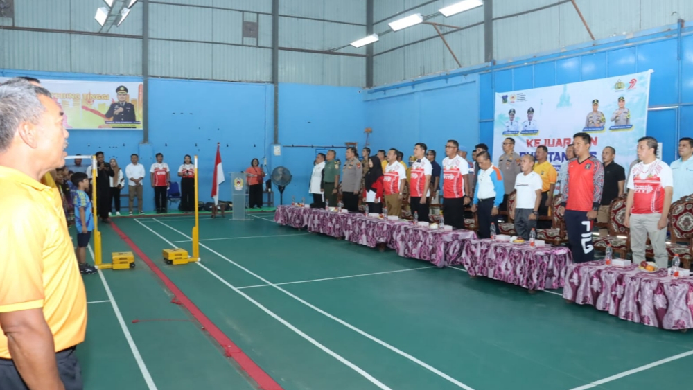 Turnamen Badminton Piala Kapolres Tebing Tinggi Meriahkan HUT Bhayangkara ke 79