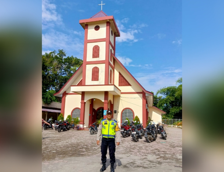 Personil Polres Tebing Tinggi Pengamanan Saat Ibadah Minggu di Sejumlah Gereja