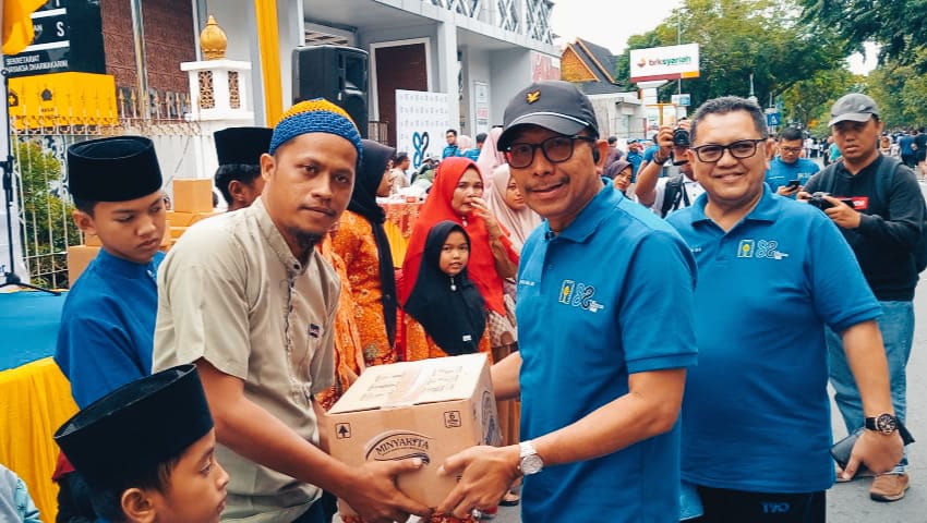 Kajati Riau Beri Dukungan Giat Baksos Milad UII Yogyakarta di Pekanbaru