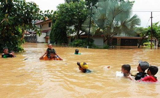 Banjir Rendam Pemukiman di Rokan Hulu Riau