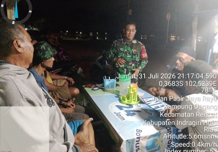 Patroli Malam Babinsa Perkuat Keamanan Lingkungan