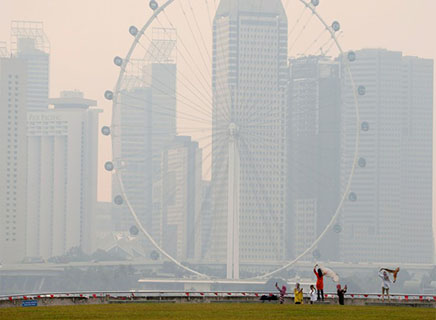 Kebakaran Hutan, Polusi Udara di Singapura Meningkat