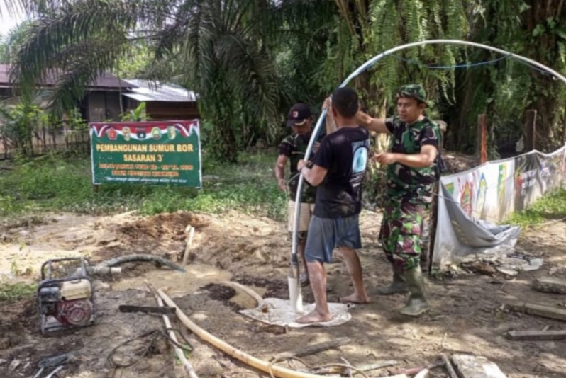 Warga Dusun Moncak Desa Pasar Baru Pangean Dibangunkan Sumur Bor Melalui Program TMMD Ke127 Kodim 0302/Inhu-Kuansing