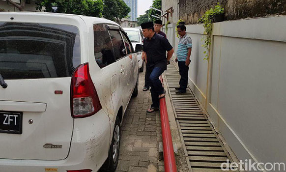 Polisi Buru Pembacok Ahli IT dari ITB