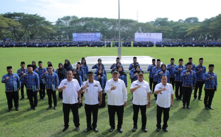 Pemkab Asahan Serahkan Petikan Keputusan Pengangkatan 2.514 PPPK Paruh Waktu