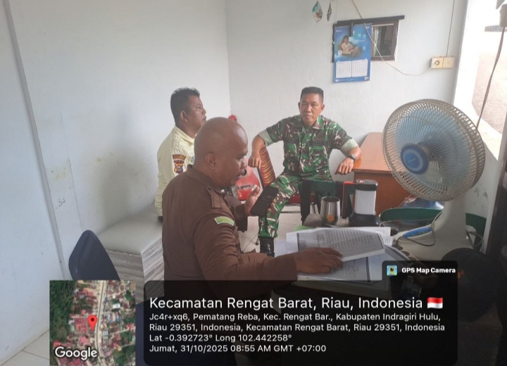 Babinsa Berikan Bimbingan Dan Pembekalan Kewaspadaan  kepada Security
