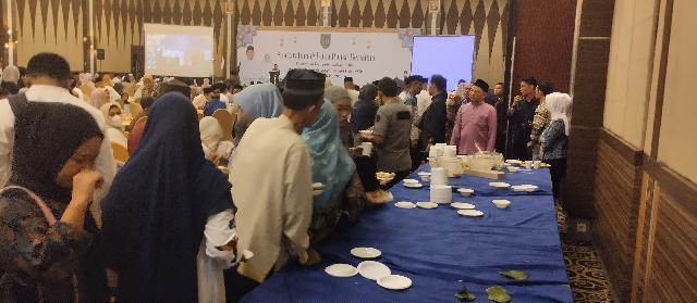 Pj Bupati Indragiri Hilir  Acara Buka Puasa Bersama, Ratusan warga Tak Dapat Makan berbuka